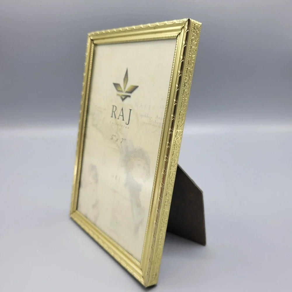 Vintage Metal Gold Tone 5x7 Raj Collection Picture Frame With Decorative Border